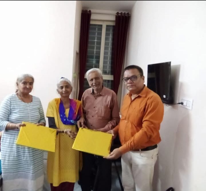 guest-welcome-senior-travellers-haldwani Guests welcome